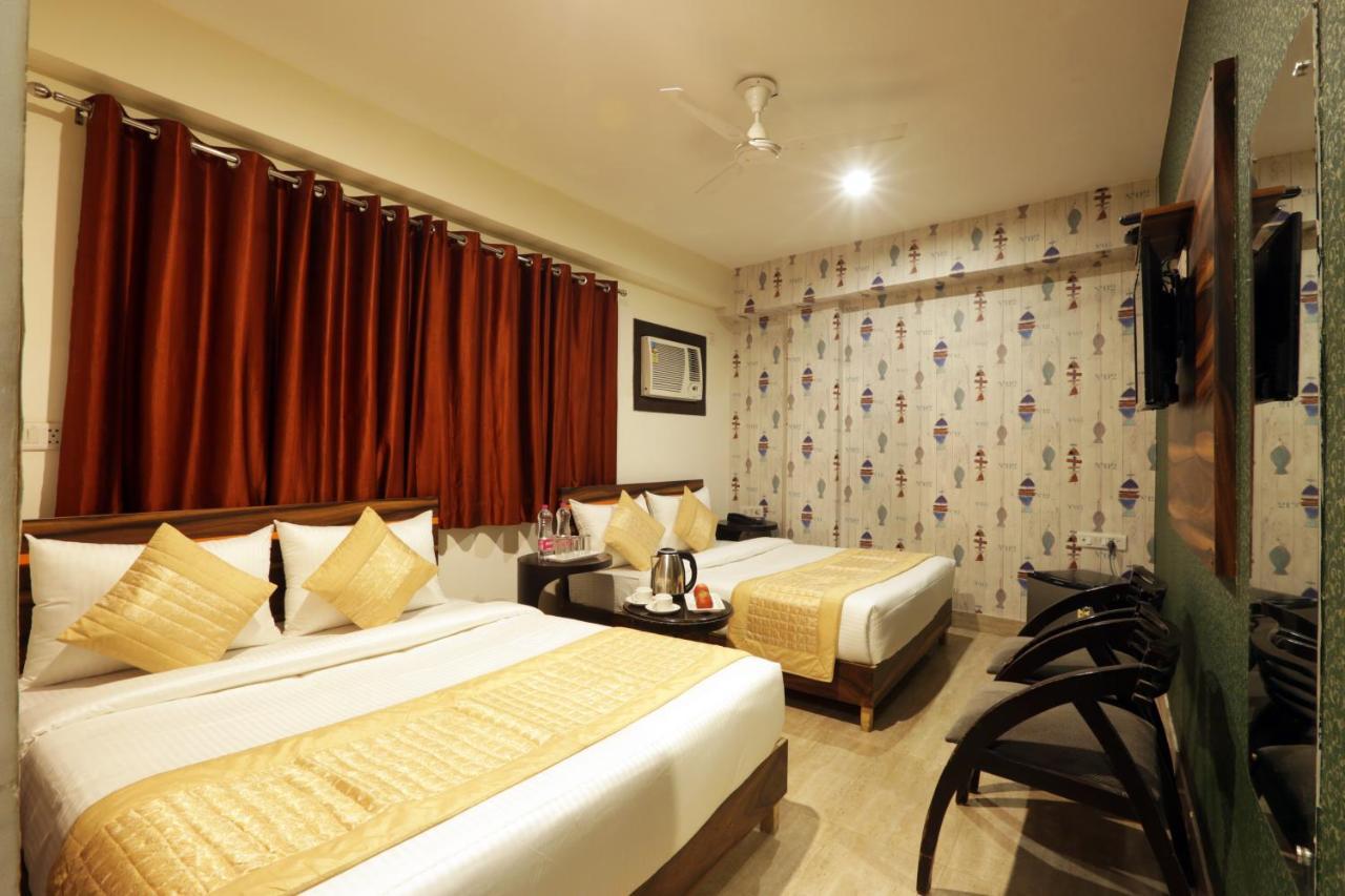 Hotel Airport Star 뉴델리 외부 사진
