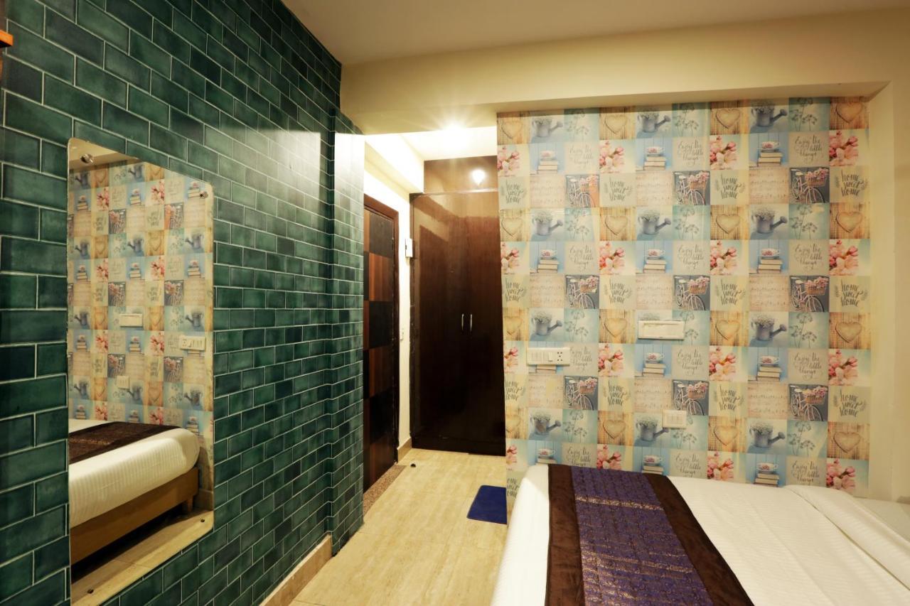Hotel Airport Star 뉴델리 외부 사진
